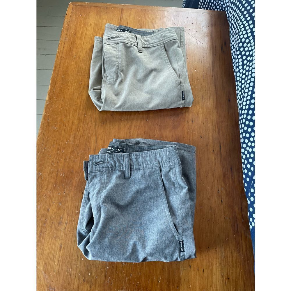 Bundle boys O’Neill shirts grey/tan 27